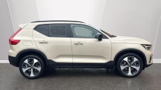 Volvo XC40 2.0 B3P Plus Dark 5dr Auto Petrol Estate